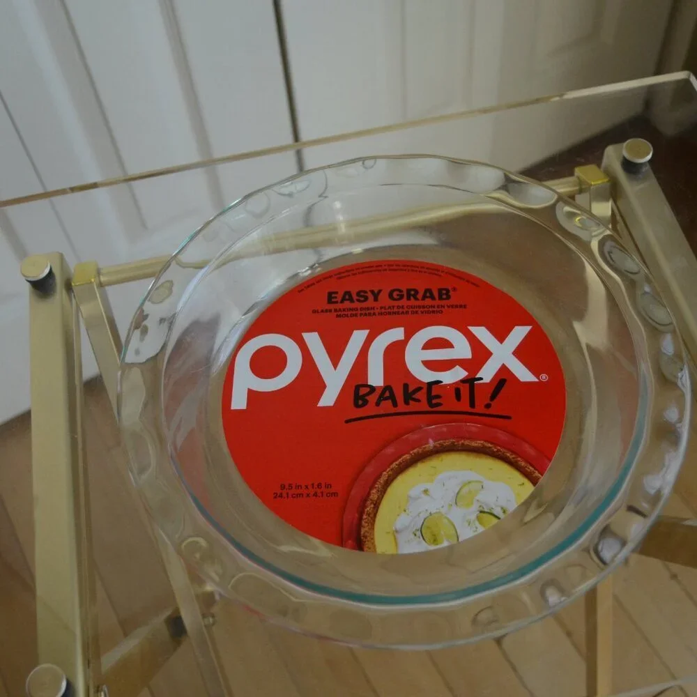 PYREX BAKE IT! Easy Grab Pie GLASS Baking Dish FLUTED EDGE 9.5